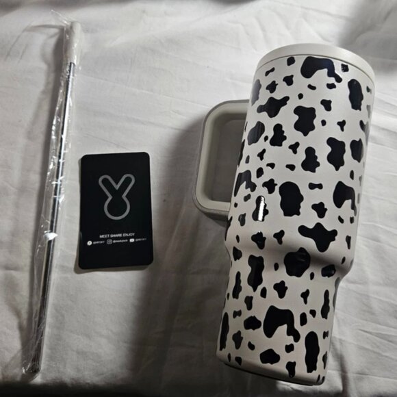 Meoky 40 oz Tumbler - Cow Print - Picture 1 of 8